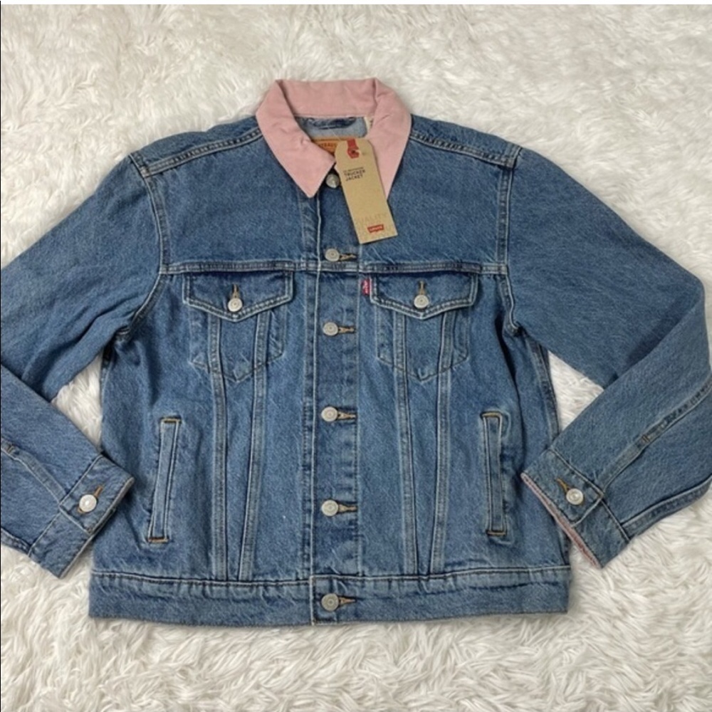 Levi’s Denim Trucker Jacket Pink Corduroy Collar Oversized Size M NWT - Picture 2 of 9